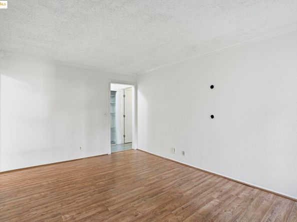 2 Admiral Drive B276, Emeryville CA 94608