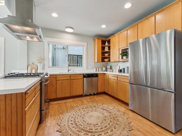 3033 Regent St, Berkeley CA 94705