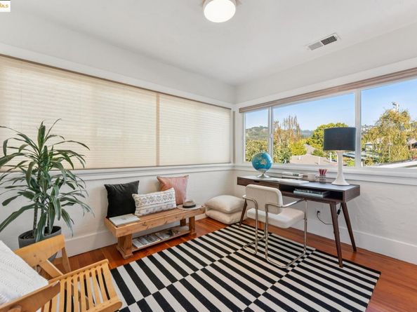 3033 Regent St, Berkeley CA 94705