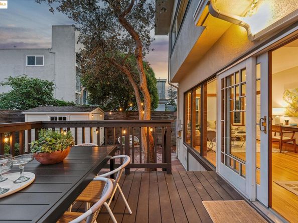 3033 Regent St, Berkeley CA 94705