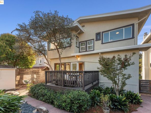 3033 Regent St, Berkeley CA 94705