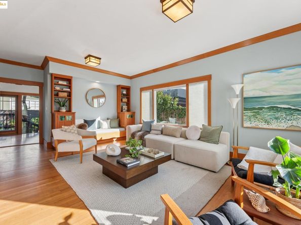 3033 Regent St, Berkeley CA 94705