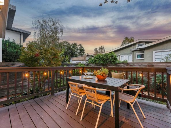 3033 Regent St, Berkeley CA 94705