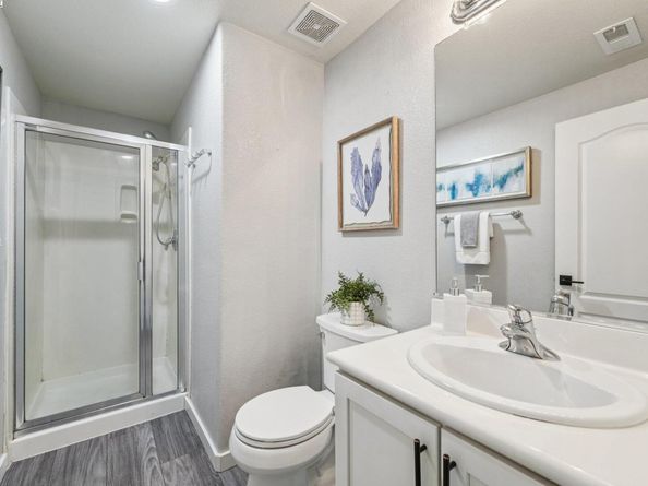 640 Mesa Cir, Hayward CA 94541