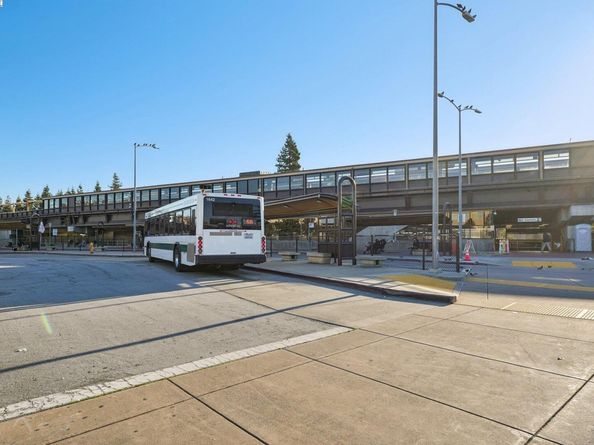 640 Mesa Cir, Hayward CA 94541