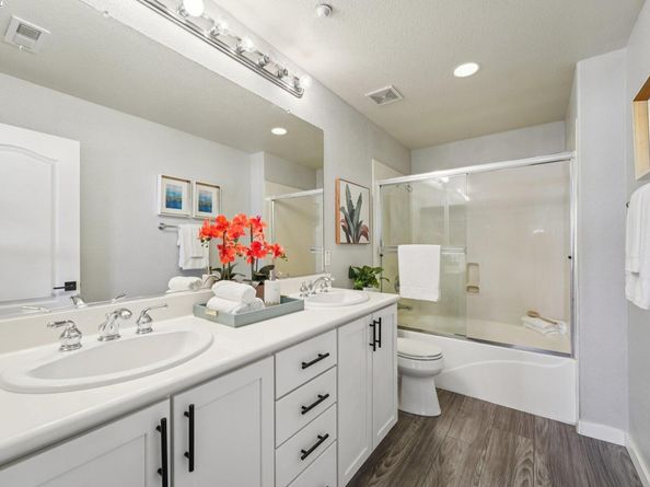 640 Mesa Cir, Hayward CA 94541