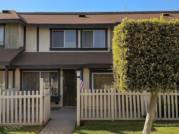 13305 Meyer Rd B, Whittier CA 90605