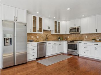 3337 Solomon Ln