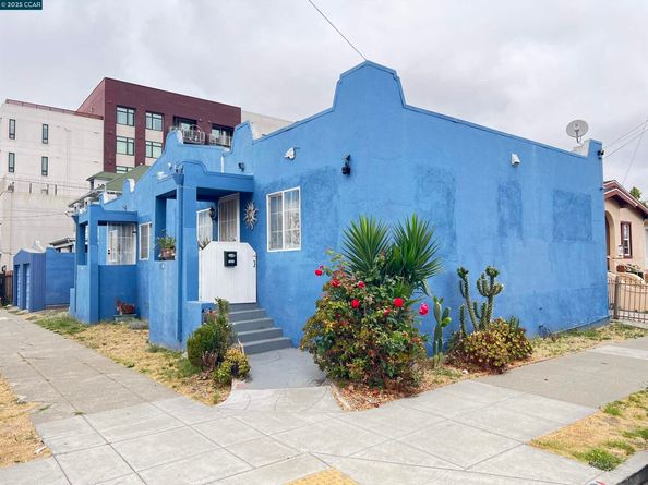1050 37Th St, Oakland CA 94608