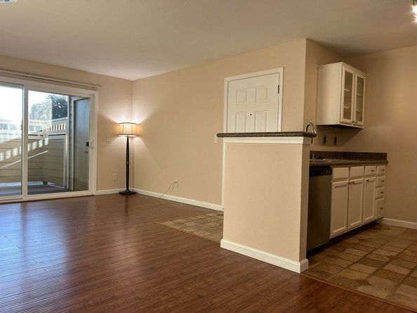 150 Reflections Dr 14, San Ramon CA 94583
