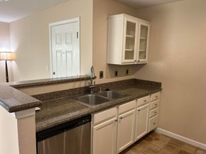 150 Reflections Dr 14, San Ramon CA 94583
