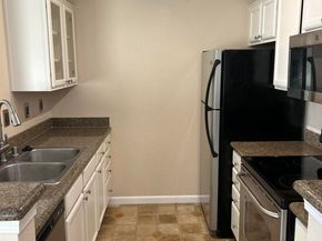 150 Reflections Dr 14, San Ramon CA 94583