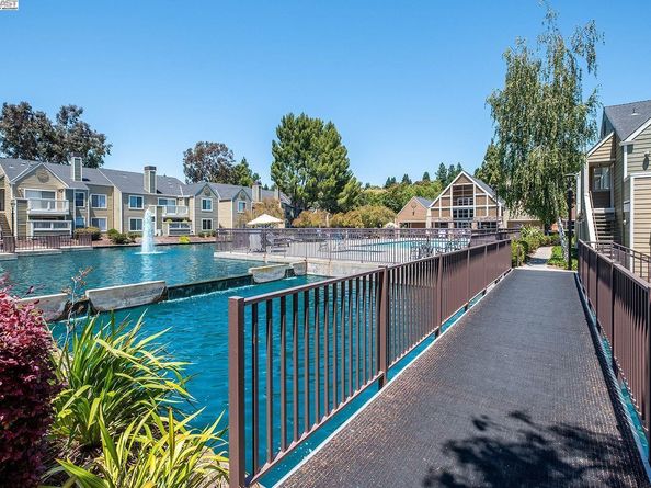 150 Reflections Dr 14, San Ramon CA 94583