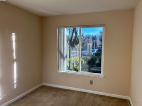 150 Reflections Dr 14, San Ramon CA 94583