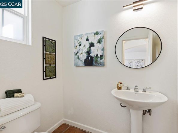1165 Cottage Ln, Hercules CA 94547