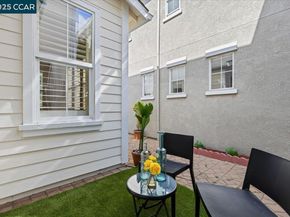 1165 Cottage Ln, Hercules CA 94547