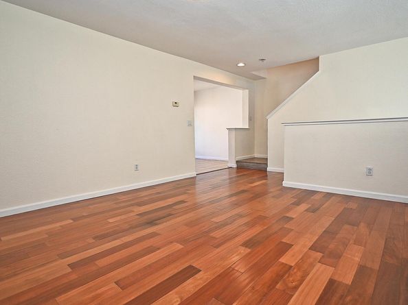 215 Santa Barbara St, San Pablo CA 94806