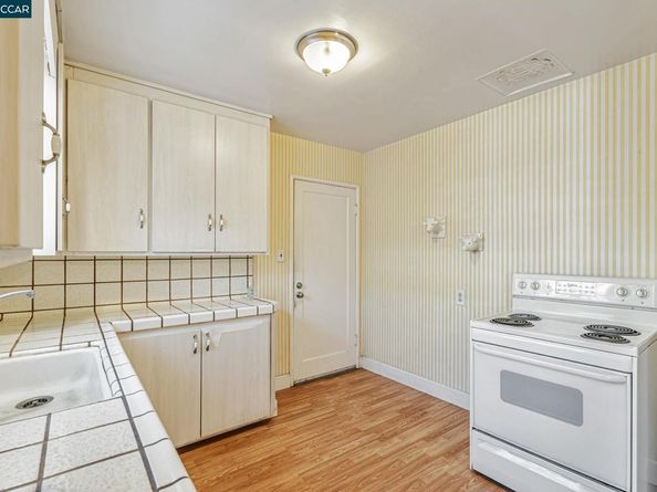 240 Ano Ave, San Lorenzo CA 94580