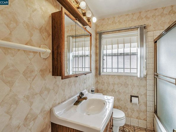240 Ano Ave, San Lorenzo CA 94580