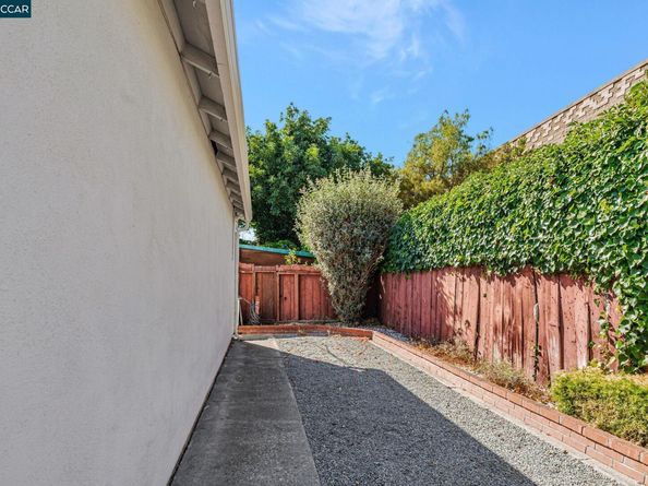 240 Ano Ave, San Lorenzo CA 94580