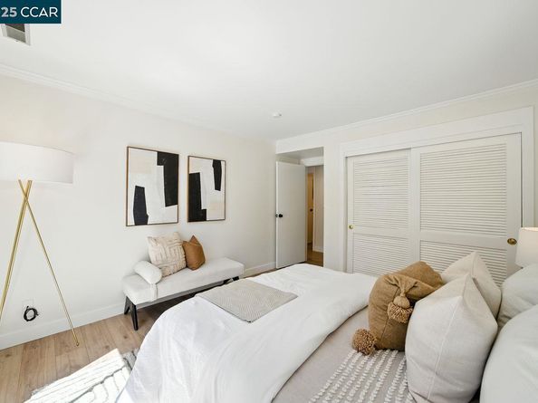 742 Wesley Way 2D, Oakland CA 94610