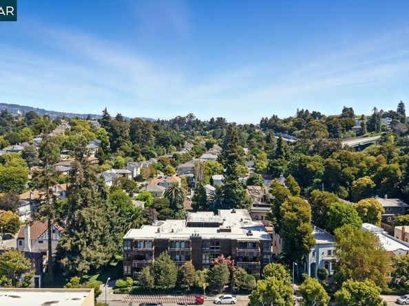 742 Wesley Way 2D, Oakland CA 94610