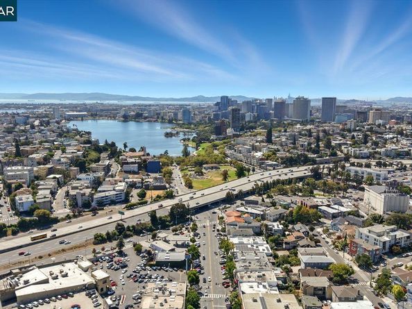 742 Wesley Way 2D, Oakland CA 94610