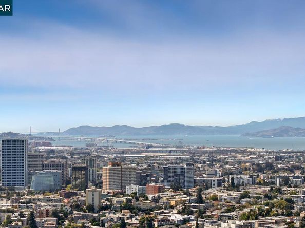 742 Wesley Way 2D, Oakland CA 94610