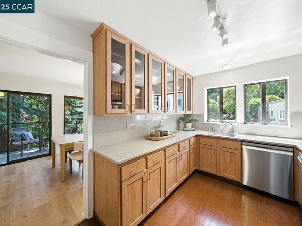 742 Wesley Way 2D, Oakland CA 94610
