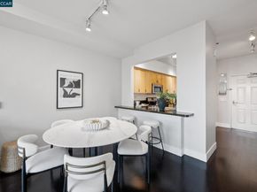 1535 Brunswig Ln, Emeryville CA 94608