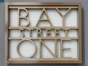 1535 Brunswig Ln, Emeryville CA 94608
