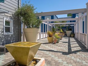 1535 Brunswig Ln, Emeryville CA 94608