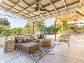 2005 36th Avenue, Oakland CA 94601