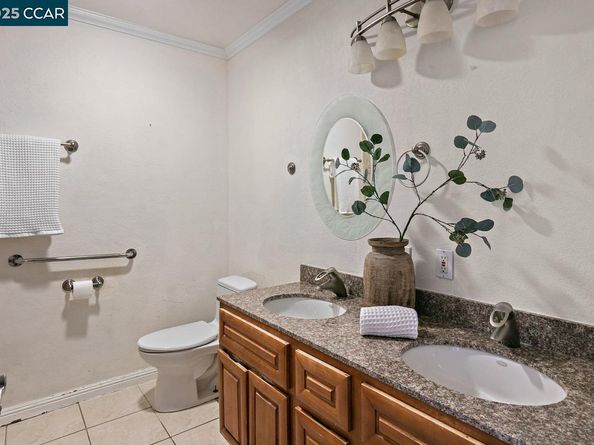 209 Farm Hill Ct, Danville CA 94526