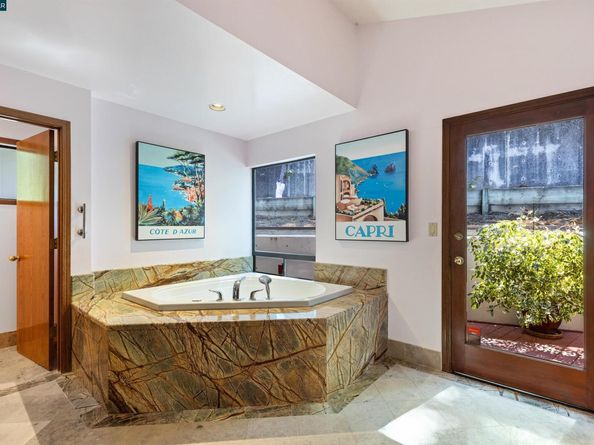 39 Mira Loma Rd, Orinda CA 94563