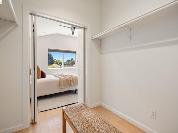 2221 E 31St St, Oakland CA 94602