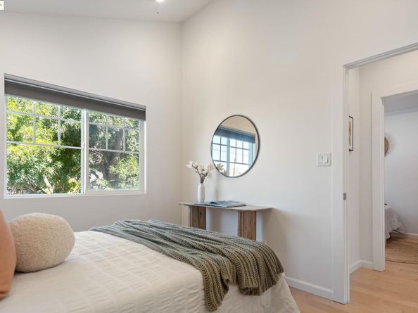 2221 E 31St St, Oakland CA 94602