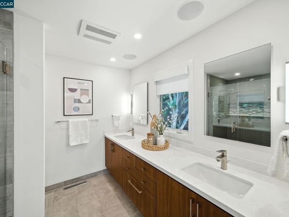 14 Lucille Way, Orinda CA 94563