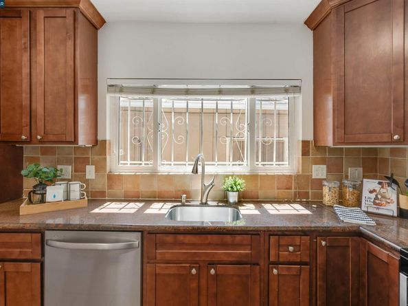 2154 35Th Ave, Oakland CA 94601