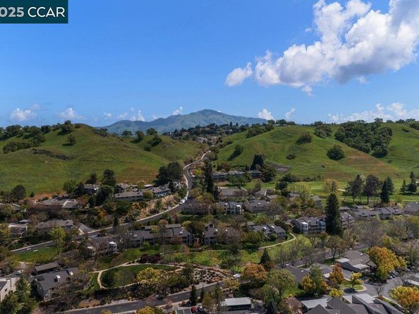 1932 Ptarmigan Dr 3, Walnut Creek CA 94595
