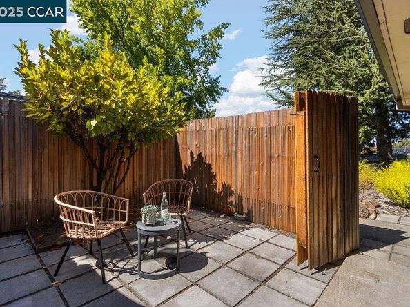 1932 Ptarmigan Dr 3, Walnut Creek CA 94595
