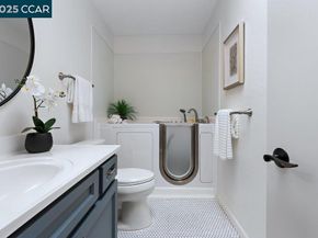 1932 Ptarmigan Dr 3, Walnut Creek CA 94595