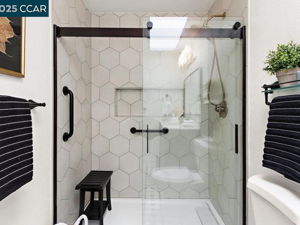 1932 Ptarmigan Dr 3, Walnut Creek CA 94595