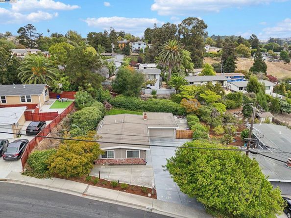 636 Pebble Dr, El Sobrante CA 94803
