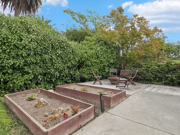 636 Pebble Dr, El Sobrante CA 94803