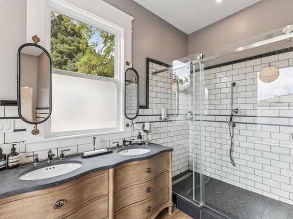 9635 Dublin Canyon Rd, Castro Valley CA 94552