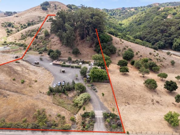 9635 Dublin Canyon Rd, Castro Valley CA 94552