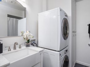5470 Roundtree Dr F, Concord CA 94521