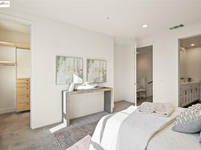2048 Starling Ln, Alameda CA 94501