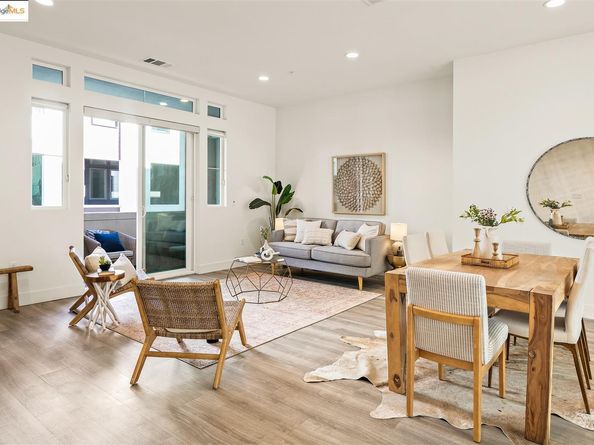 2048 Starling Ln, Alameda CA 94501